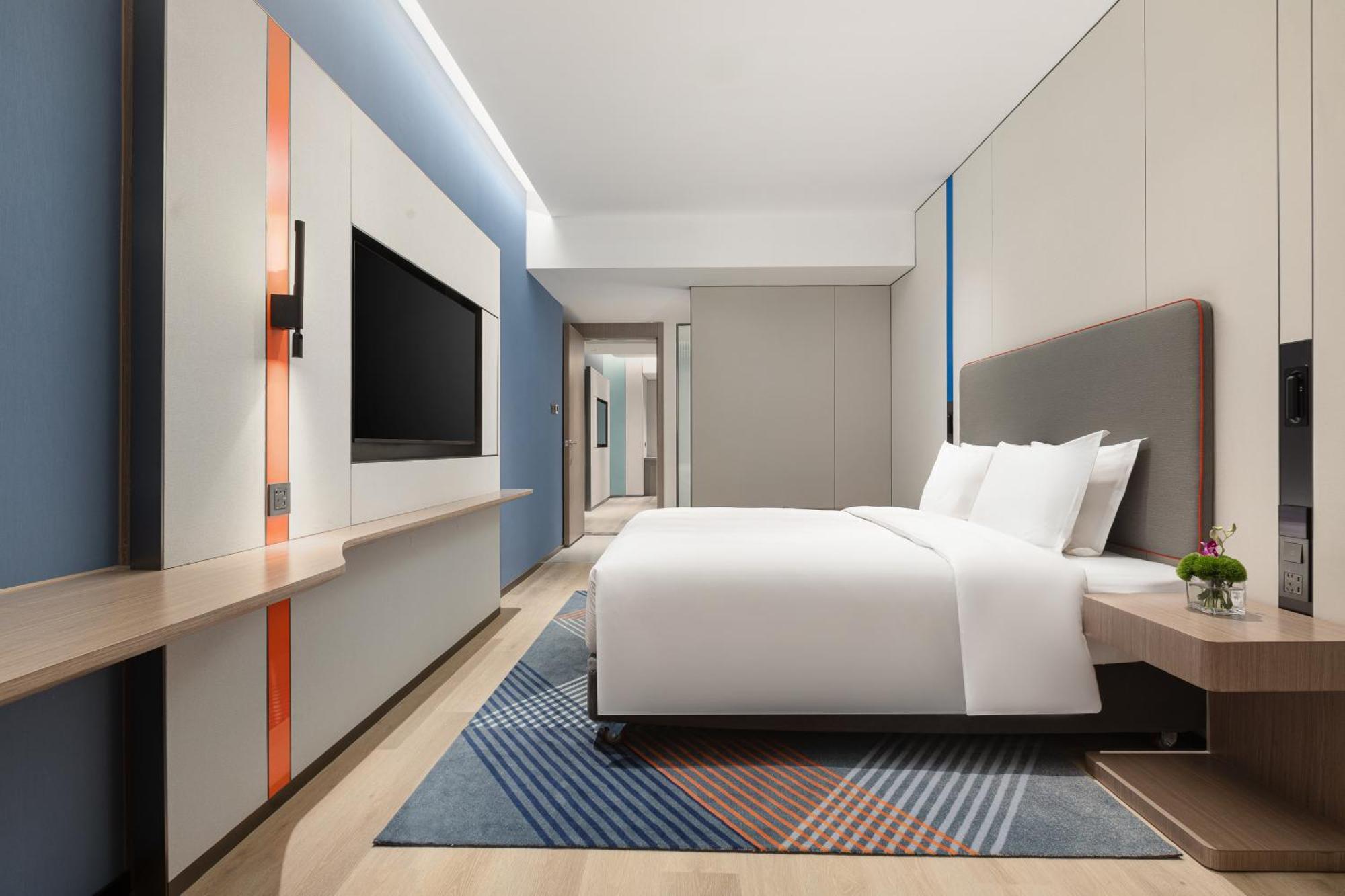 Holiday Inn Express Changfeng Park Shanghai Exteriör bild